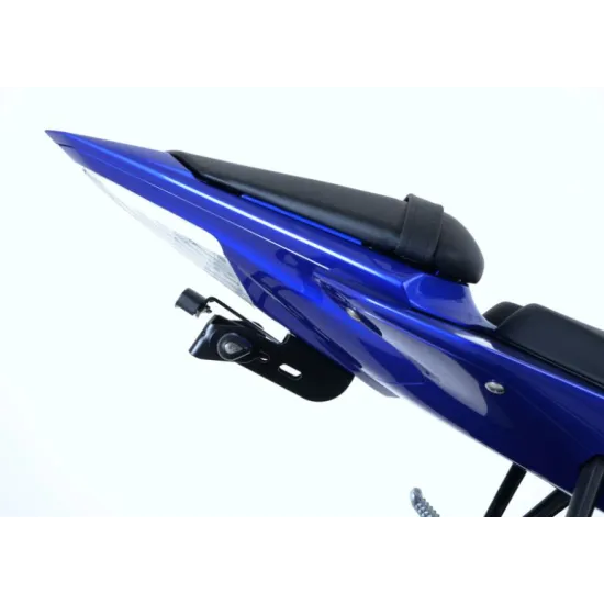 Черна алуминиева стойка за номер R&G Racing монтирана на синя Yamaha YZF-R6 с LED осветление и странични бобини