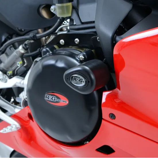 Черна краш тапа R&G Racing Aero монтирана на червена Ducati Panigale - изглед на рамката и жълтия амортисьор Öhlins