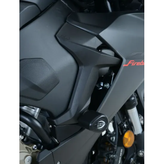 Черни краш тапи R&G Racing Aero монтирани на матово сив обтекател на Honda CBR1000RR Fireblade с видим логотип и носещ