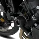 Черни краш тапи R&G Racing монтирани на двигател Honda CB1000 Hornet - цилиндричен амортисьор с бяло лого R&G, изглед от три
