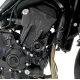 Черни краш тапи R&G Racing монтирани на двигател Honda CB1000 Hornet - цилиндричен амортисьор с бяло лого R&G, изглед от три