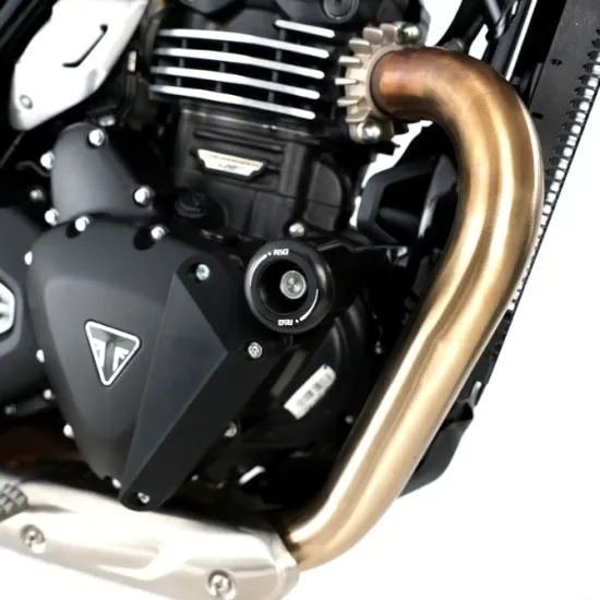Черни краш тапи R&G Racing Aero монтирани в рамката на Triumph Speed 400 до бронзовата изпускателна тръба