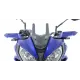 Черен пластмасов адаптер за мигачи R&G Racing монтиран на синя каросерия на Yamaha мотоциклет с компактен LED мигач