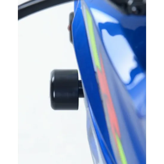 Черни R&G Racing Aero краш тапи монтирани на синьо-бяла Suzuki GSX-R1000 с видими подвижни капачки и лого