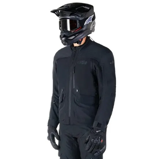 Черно текстилно мото яке Alpinestars ST-7 Prime Gore-Tex - изглед отпред, отстрани и отзад с лого и координатен надпис