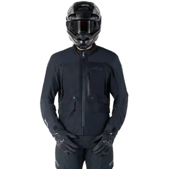 Черно текстилно мото яке Alpinestars ST-7 Prime Gore-Tex - изглед отпред, отстрани и отзад с лого и координатен надпис