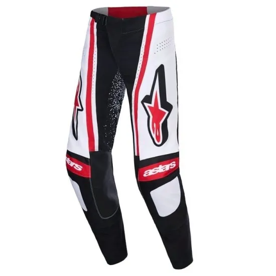 Alpinestars Techstar Nomur мотокрос брич в черно, бяло и червено с перфорирани панели, лого на бедрото и контрастни графики