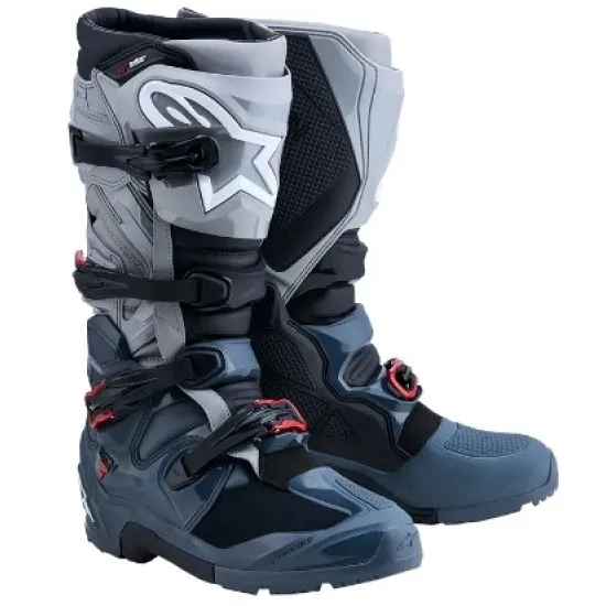 Alpinestars Tech 7 Enduro Drystar ботуши в тъмносиво, светлосиво и черно с червени катарами, BOA система и TPU протектори на