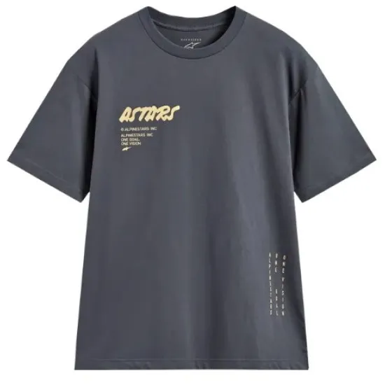 Тъмносива oversized тениска Alpinestars с надпис ASTARS в златисто на гърдите и вертикален текст отстрани