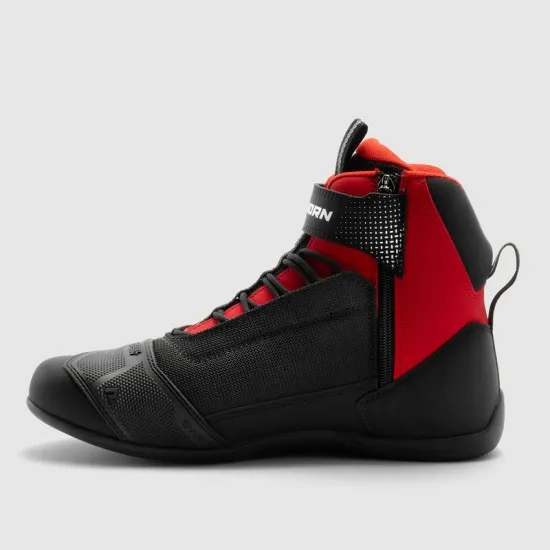 Мото боти Rebelhorn Swift Black Red с TPU защита и вентилационни панели