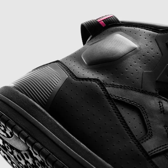 REBELHORN VANDAL II LADY BLACK/PINK – дамски кожени мото обувки с вентилация и защита