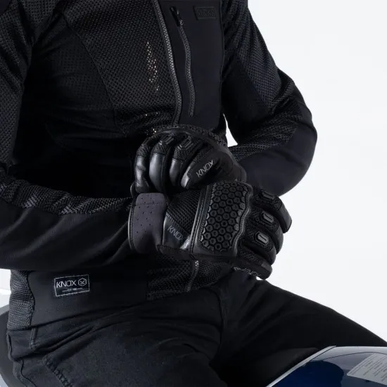 Кожени ръкавици KNOX Urbane Pro Black с дишаща защита и Micro-Lock технология