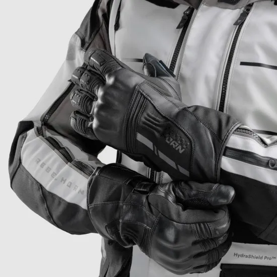 Водоустойчиви мото ръкавици REBELHORN Tracer WP Black с HydraShield мембрана