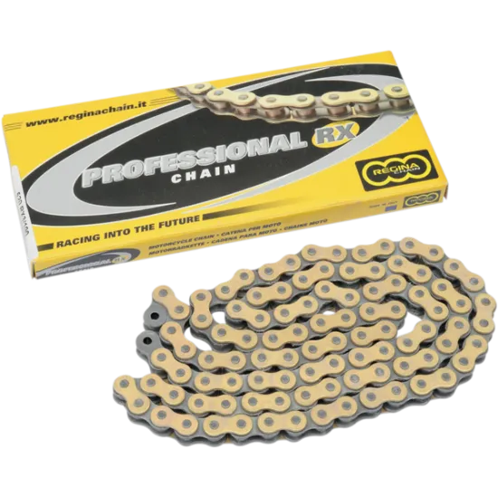 Мото верига REGINA CHAIN 520RX3 със златисто покритие и 114 звена, показана до жълтата оригинална кутия