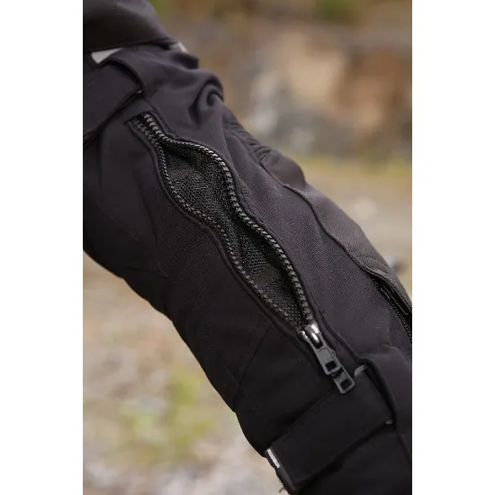 Яке Modeka Tacoma III Black